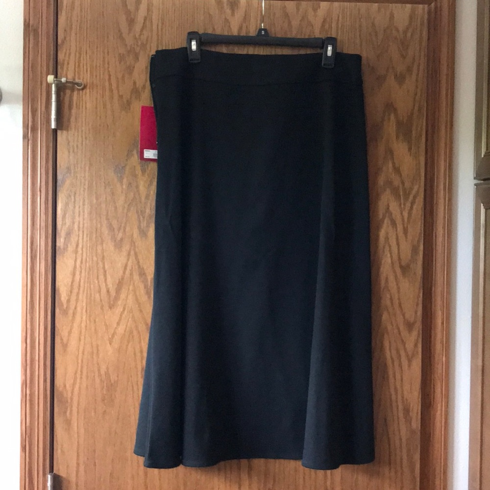NWT Black A-line skirt Size 14